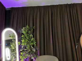 BrainyBelle webcam bongacams model stream image