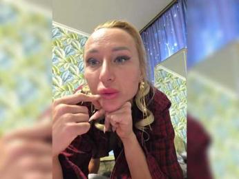 ARotikA webcam model stream image