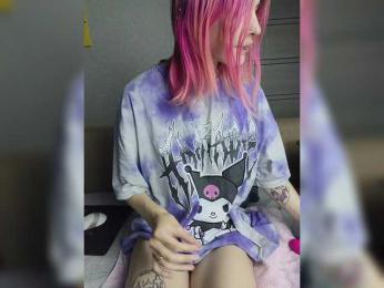 SquirtApril webcam model stream image