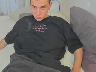 andrewclar webcam model stream image