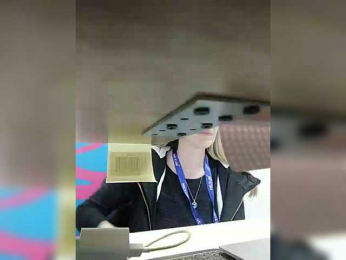 Xo4y-Tpax webcam model stream image