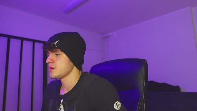 Brad_Holloway1 webcam model stream image