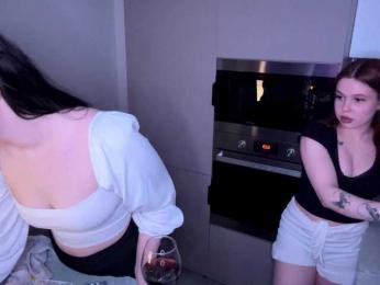 PinkClouds webcam bongacams model stream image