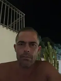 Riccardo86xx webcam stripchat model stream image