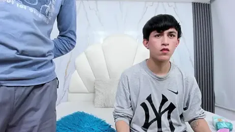 hoot_booys_ webcam model stream image