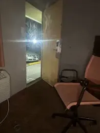 Stressreliever82 webcam model stream image