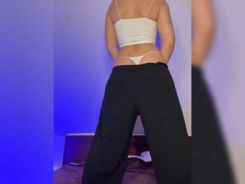 Milana_22 webcam model stream image