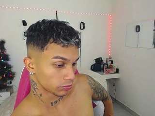 leonardprice1 webcam model stream image