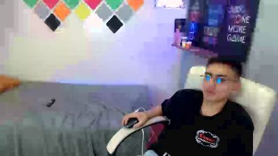 twinkboy_230 webcam model stream image