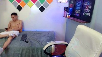 twinkboy_230 webcam model stream image