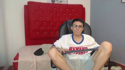 twinkboy_230 webcam model stream image
