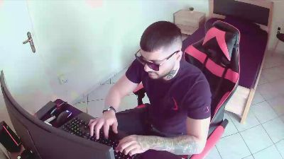 AlbanianFker21 webcam model stream image