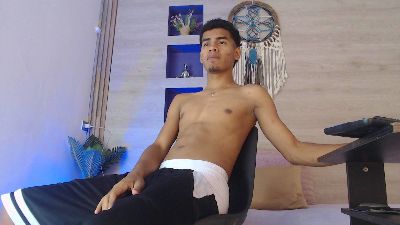 Black_king5_ webcam model stream image