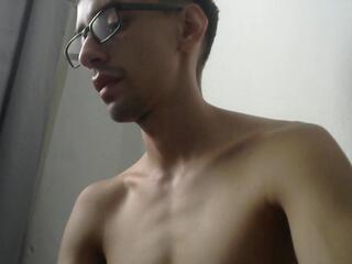 Leo Rome webcam model stream image