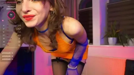 MikkyMoony webcam model stream image