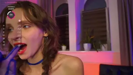 MikkyMoony webcam model stream image