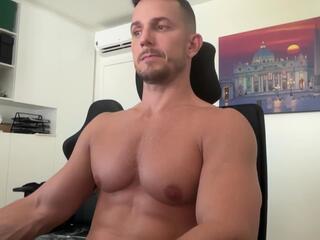 Stefano webcam flirt4free model stream image