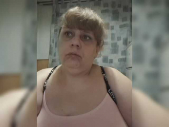 Julian-A webcam model stream image