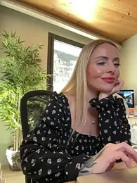 EmaSalis webcam model stream image