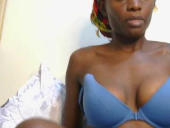 Prettyalice2 webcam model stream image