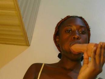 Prettyalice2 webcam model stream image