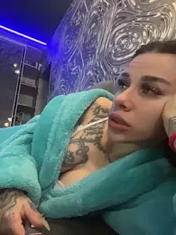 Queen_of_pain webcam model stream image