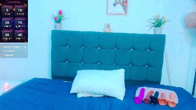 candy_lux_ webcam model stream image