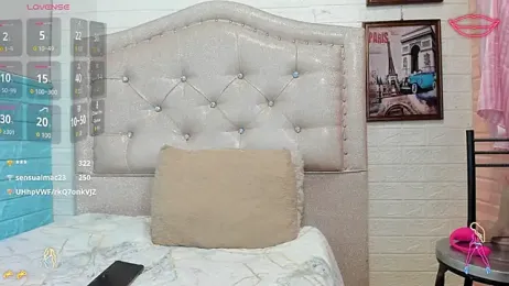 LITTLE-NESSA webcam model stream image