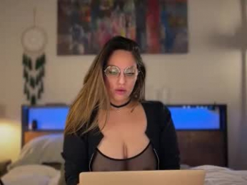 astro_n_tatiana webcam model stream image