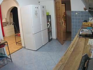 voyeurcam-julmodels-kitchen webcam model stream image