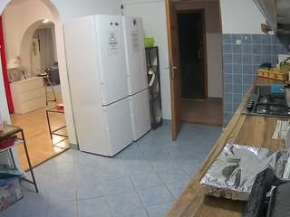 voyeurcam-julmodels-kitchen webcam model stream image