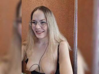 Love-sexy webcam bongacams model stream image