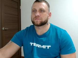 b-l-o-n-d webcam model stream image