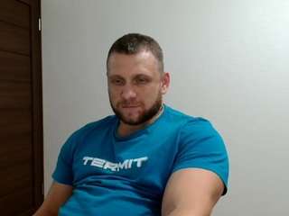 b-l-o-n-d webcam model stream image