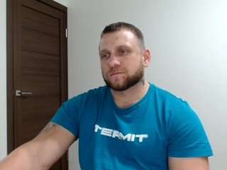 b-l-o-n-d webcam model stream image