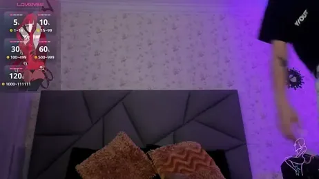 meganandtylerr19 webcam model stream image