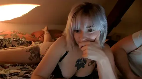 AnonLovers webcam model stream image