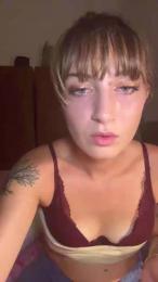 Karmen2799 webcam model stream image