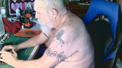 BigSmileBear webcam model stream image