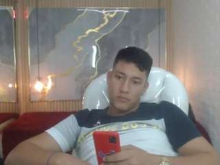 dominantboy4 webcam model stream image