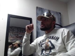 Luckyy Smith webcam model stream image