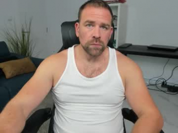 johnnydough82 webcam model stream image