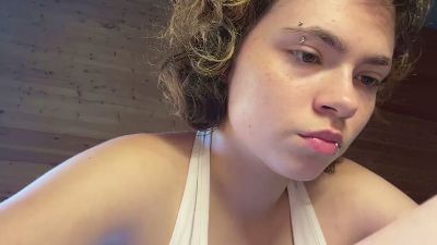 ElainaSynnott webcam model stream image