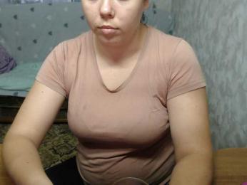 LoveMarina webcam model stream image