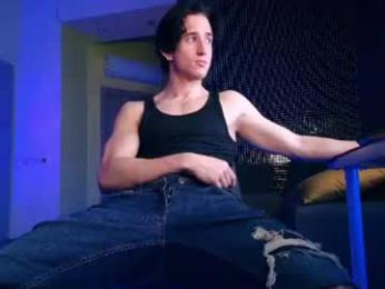 christianlevine_ webcam model stream image