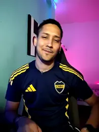 Abruptoinusual webcam model stream image