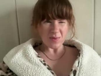 red_head_rosie_69 webcam model stream image