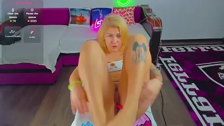 MiaKiittyy webcam model stream image