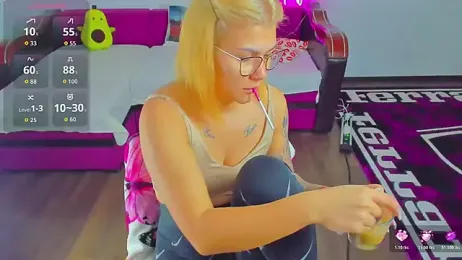 MiaKiittyy webcam model stream image