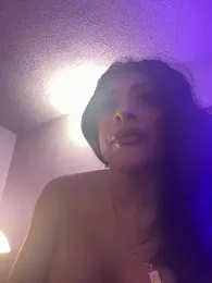 canela_10 webcam model stream image